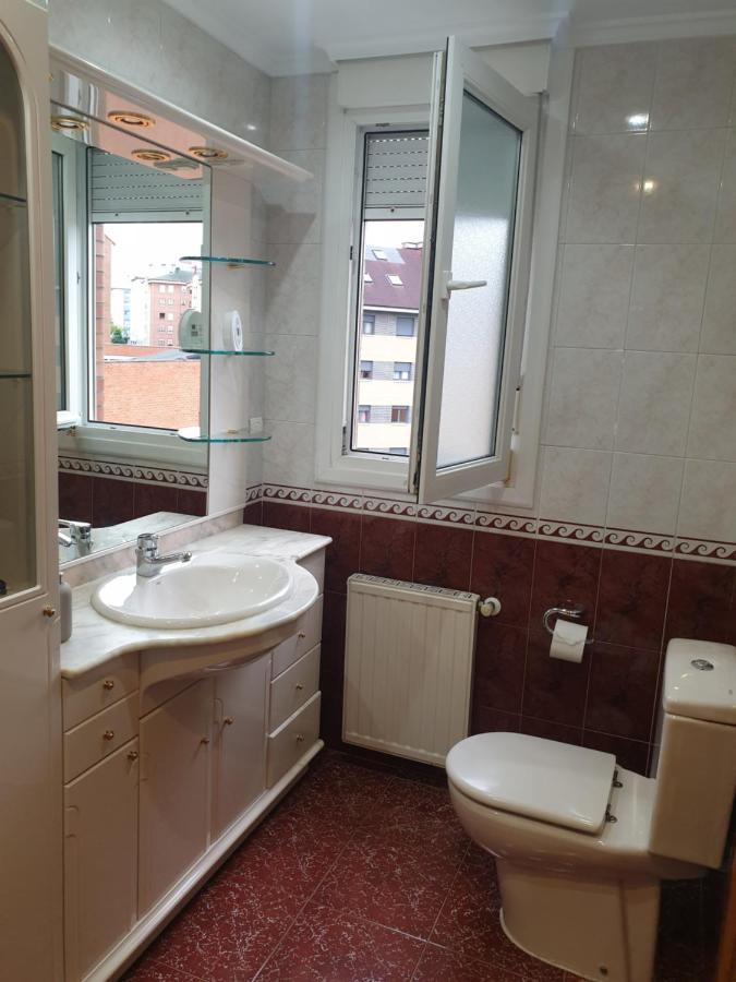 Alberto Astur Habitaciones Privadas Mas Cocina Compartida Oviedo Eksteriør billede
